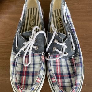 Sperry boat shoes